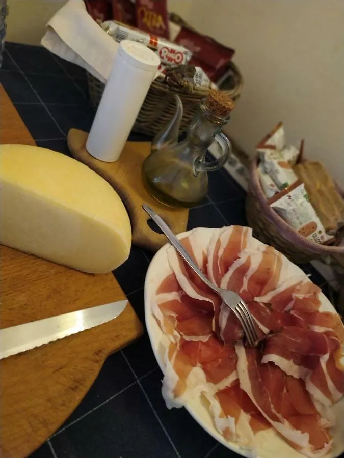 Locanda Pane E Vino Cortona Bed & Breakfast